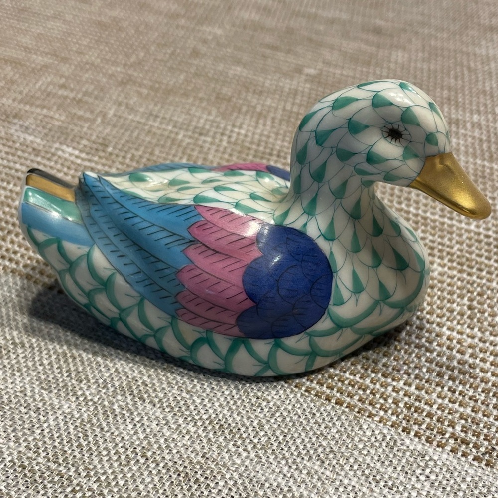 Scully & Scully Herend Baby Duck Green- Handmade